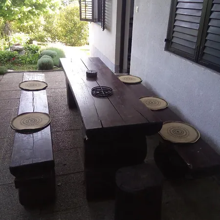 Semesterbostad Panta Rhei Kovacic